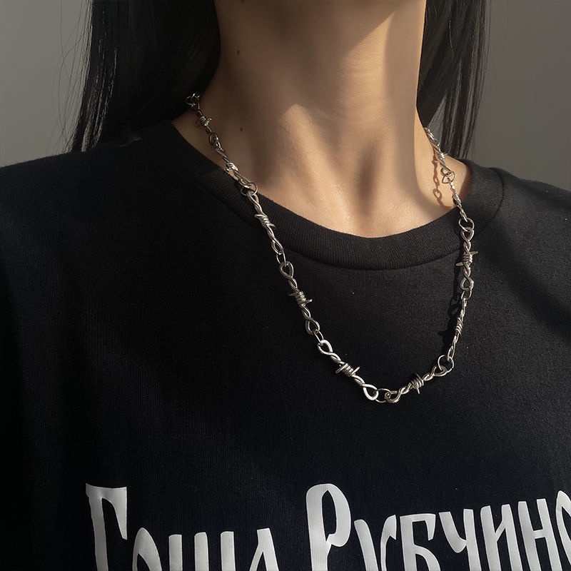 Kalung Duri Gaya Punk Eropa Amerika Trendi Hip Hop ins Gaya Keren Pria Wanita Rantai Klavikula Sweatshirt T-Shirt Chain