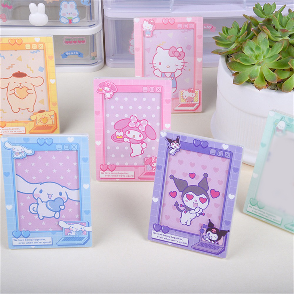 ღ Sanrio Bingkai Foto Kecil Pemegang Kartu Album Kwaii Kartu Kecil Magnet Bingkai Foto Platform Kartu Akrilik Batu Bata Untuk Anak Gadis hadiah