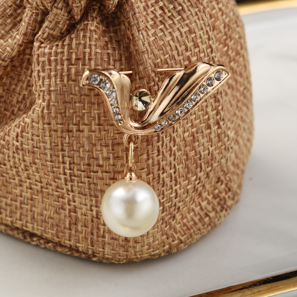 Hadiah Harian Berlian Imitasi Mutiara Imitasi Elegan Klasik Sayap Malaikat Bros Pin Pesta Pria Paduan Perhiasan Wanita Pin Aksesoris Pakaian Ransel Bros Pin