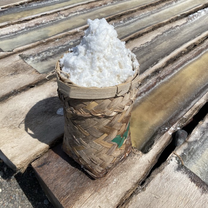 

✨Ready Stok✨ - Garam Tejakula / Uyah Tejakula 970 gram belum di sortir- 1.2.23