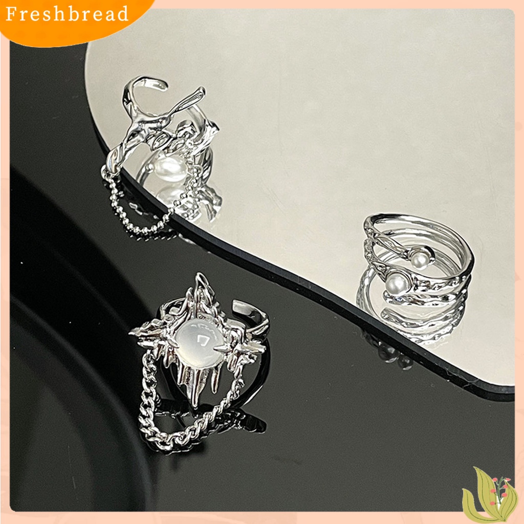 &lt; Freshbread &gt; Wanita Cincin Gothic Tidak Teratur Faux Moonstone Rumbai Mutiara Imitasi Dress Up Lipit Logam Estetik Jari Cincin Wanita Perhiasan Hadiah Ulang Tahun