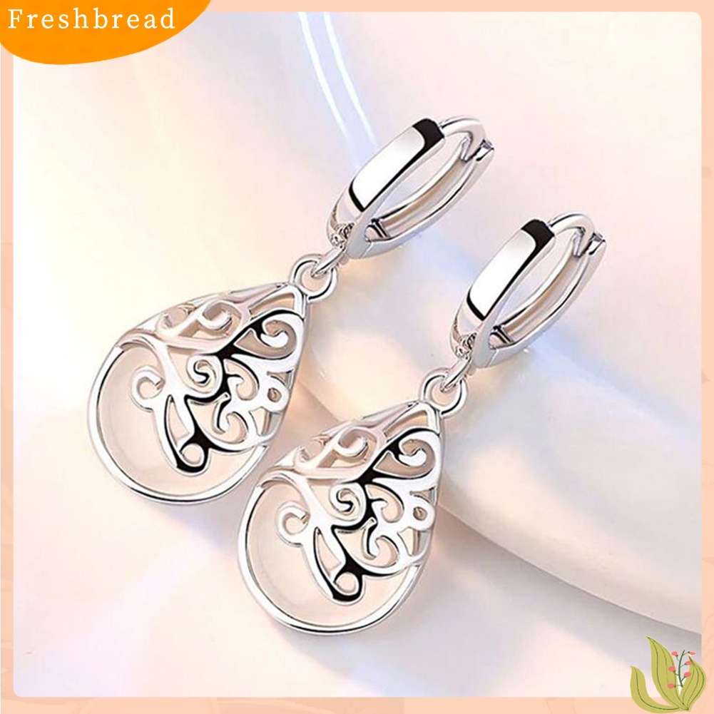 &lt; Freshbread &gt; Elegan Lady Teardrop Faux Opal Hias Totem Menjuntai Huggie Earrings Perhiasan Hadiah