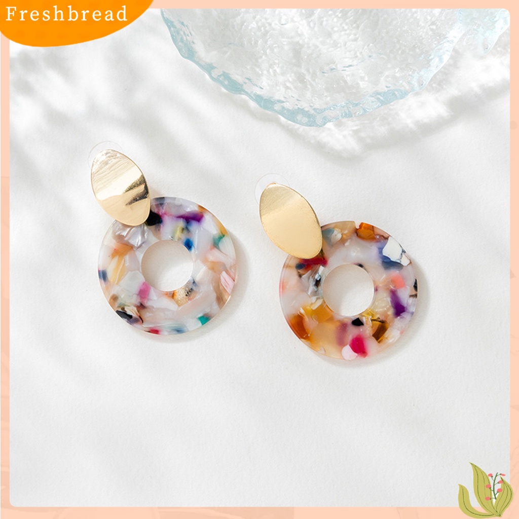 &lt; Freshbread &gt; 1pasang Anting Menjuntai Geometris Warna Kontras Perhiasan Vintage Hollow Out Stud Earrings Untuk Pakaian Sehari-Hari Pesta Pernikahan Prom