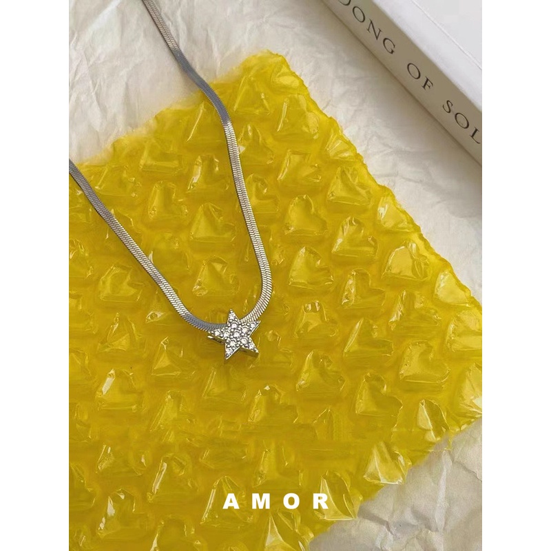 Kalung choker Bintang Anti Karat Desain Minimal Rantai Leher Niche Wanita Dan Rantai clavicular