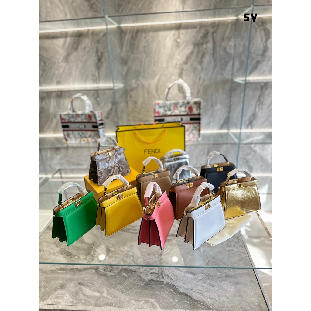 Original 2023 New Fendi (15cm) Peekaboo Mini Tote Women's Crossbody Bag One Shoulder Bag (With Box）