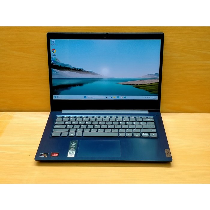 Lenovo IdePad Slim 3 AMD Ryzen 3 4300U/Ram 8GB/SSD 512GB/Layar FHD