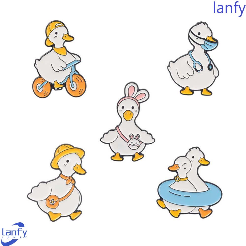 Lanfy Bebek Bros Kerah Bros Kartun Bersepeda Aksesoris Perhiasan Angsa Nakal Kerah Pin Hewan Enamel Pin