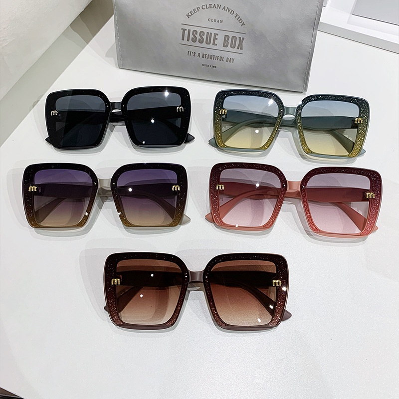 Kacamata Hitam Fashion Square Aesthetic Shades Untuk Wanita/Pria Metal Frame Sunglasses Eyewear