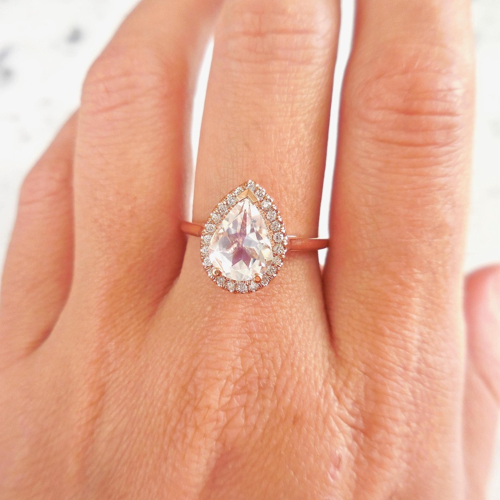 Goldkingdom Aksesoris Perhiasan Fashion Ready Stock Cincin Berlian Berbentuk Pir Tetesan Air Eropa Dan Amerika Dengan Gelang Berlapis Rose Gold Pribadi