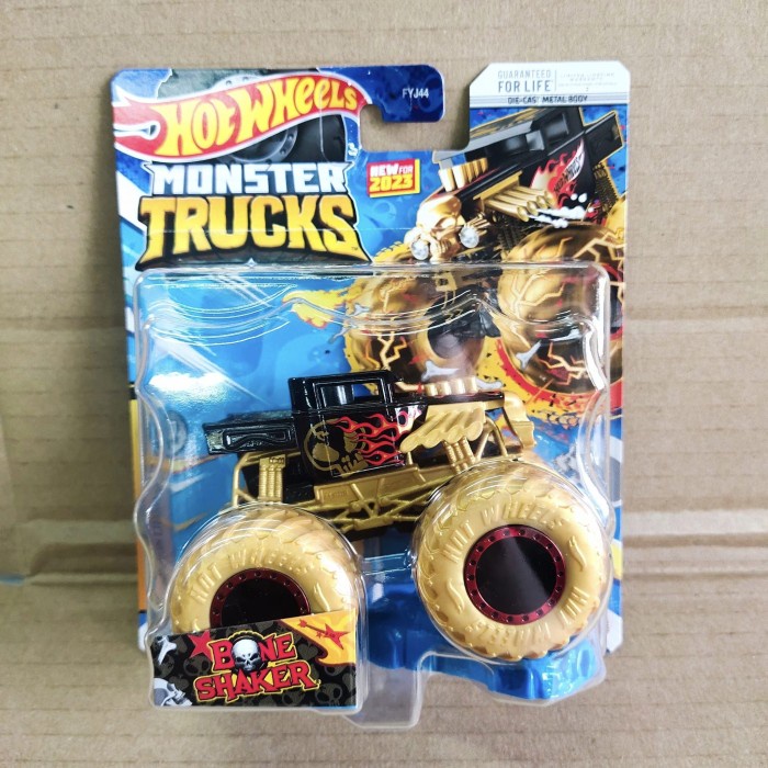 Hotwheels Monster Trucks Bone Shaker Hitam Emas Champion Crashers