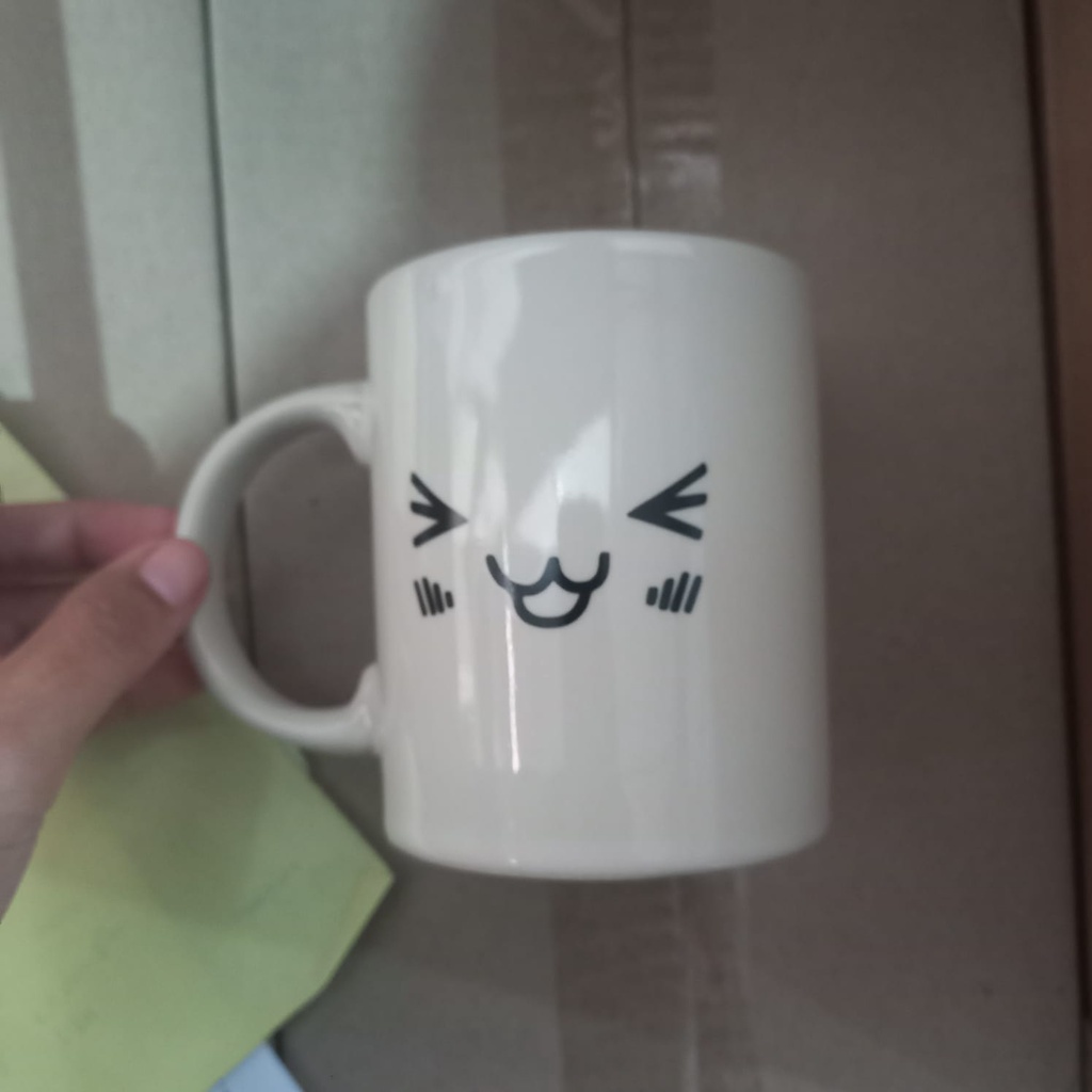 Gelas Keramik Emoji Japanese  / Mug Cangkir Gagang Emotikon Lucu