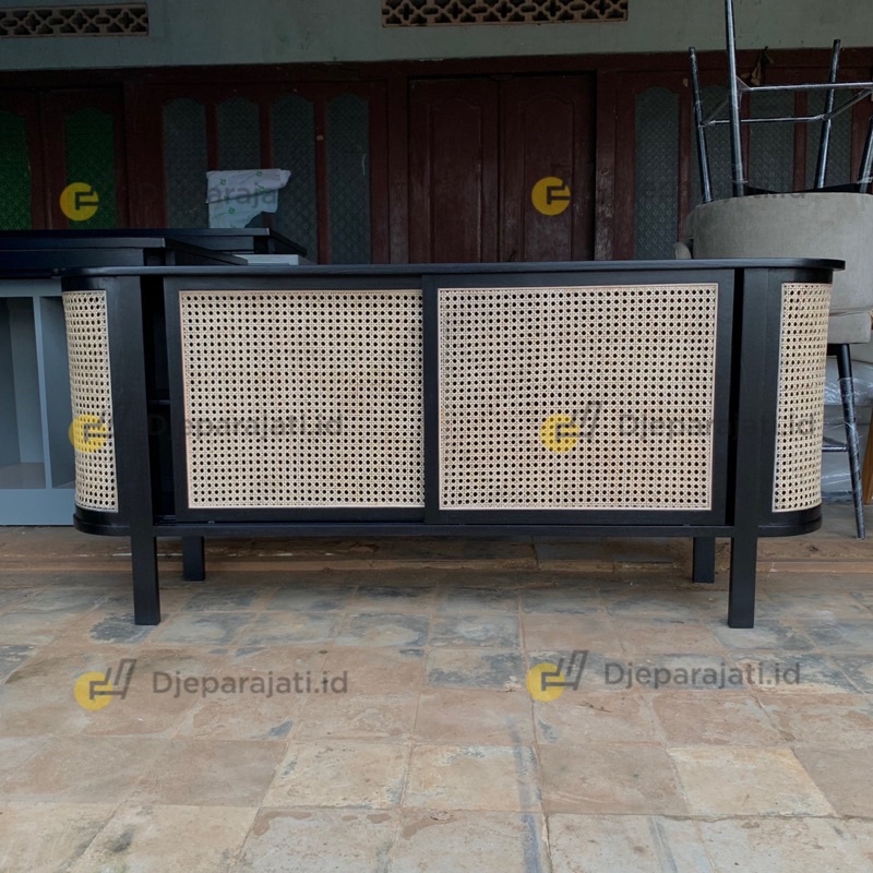 Meja Tv Minimalis Kombinasi Rotan Kayu Jati Terbaru , Credenza Jati Kombinasi Rotan Minimalis