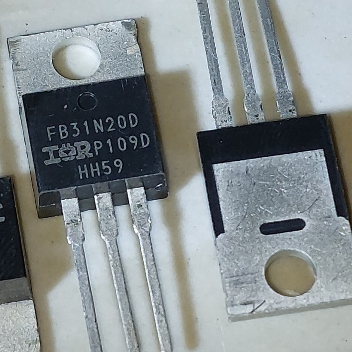 FB31N20D IRFB31N20D IR FB31N20 IRF 31N20D Mosfet 31A 200V SMPS To-220