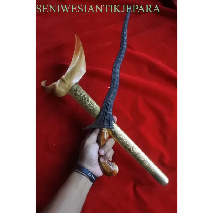 

keris lar gangsir warangka ladrang alusan tinggalan buyut wingit boss