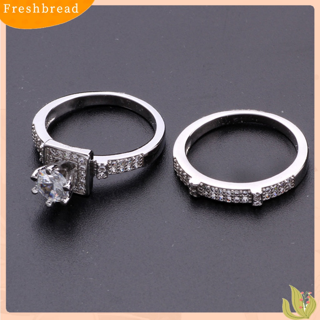 &lt; Freshbread &gt; 1pasang Cincin Couple Geometris Berlian Imitasi Perhiasan Cincin Kilau Terang Indah Untuk Pernikahan