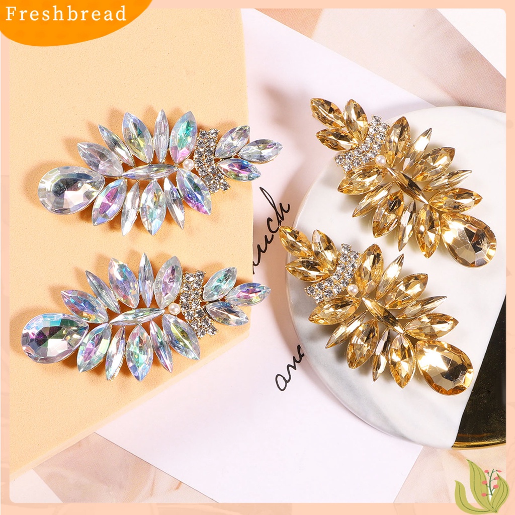 &lt; Freshbread &gt; 1pasang Bersinar Sederhana Piercing Stud Earrings Bentuk Tetesan Air Berlian Imitasi Wanita Anting Perhiasan Pernikahan