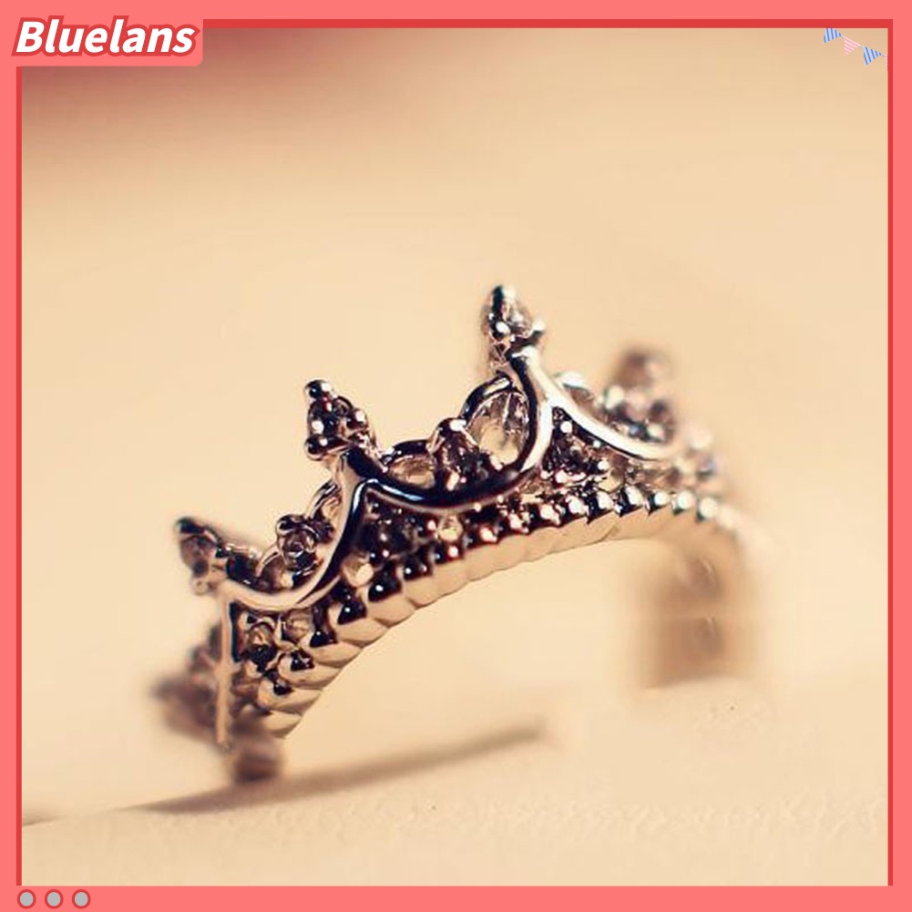 {In Stock} Wanita Fashion Berlian Imitasi Bertatahkan Hollow Mahkota Jari Cincin Hadiah Perhiasan Pernikahan