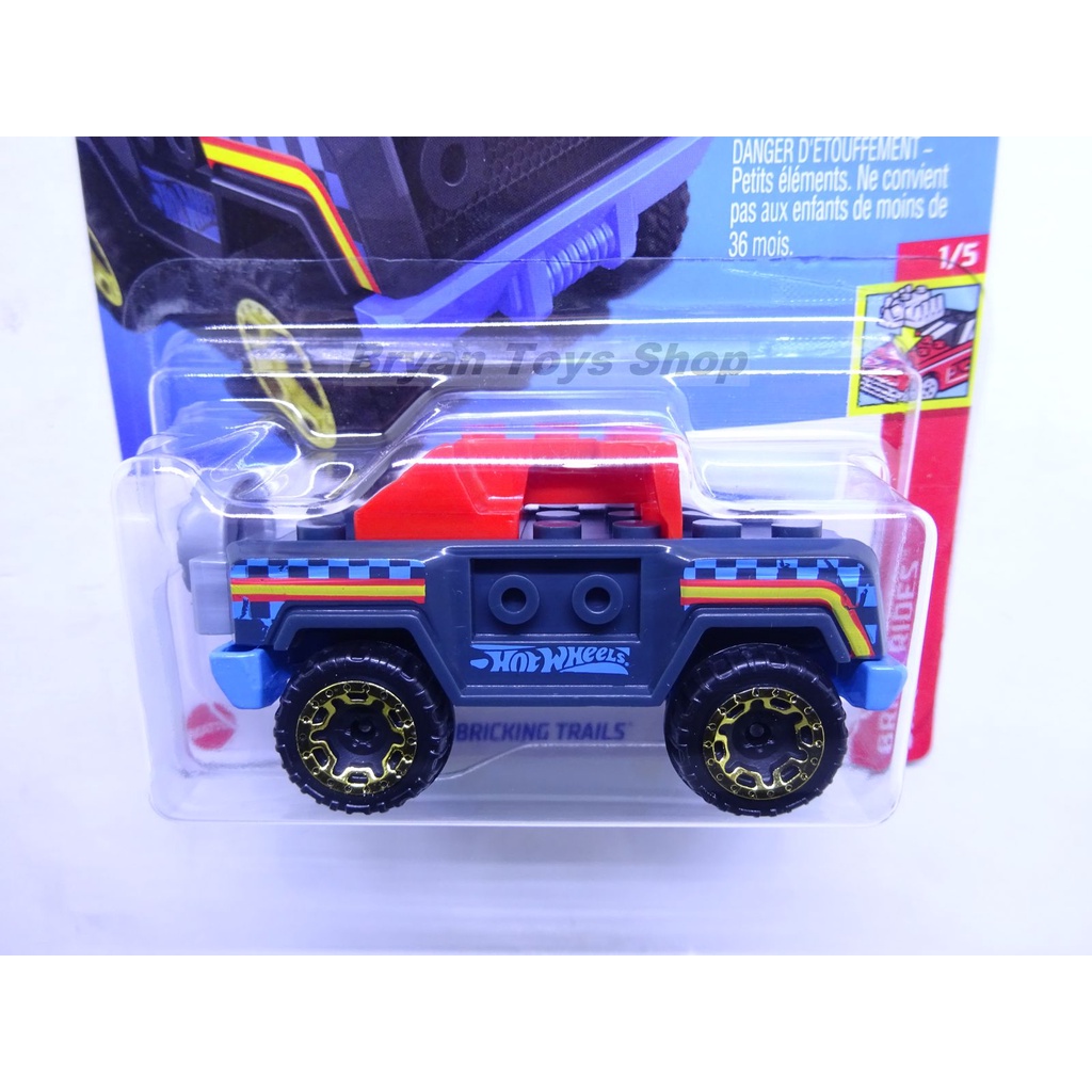 Hot Wheels Bricking Trails Hitam Merah