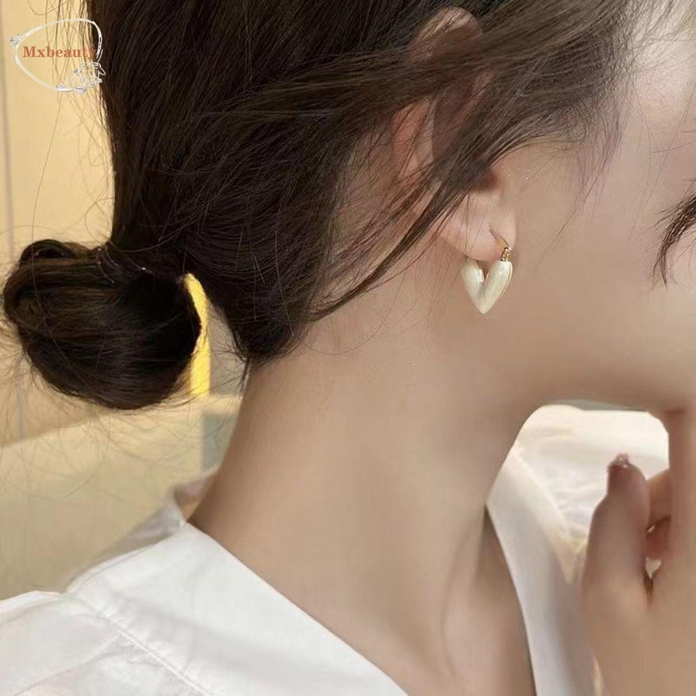 Mxbeauty Anting Hati Indah Vintage Menetes Minyak Manis Temperamen Unik Wanita Ear Stud