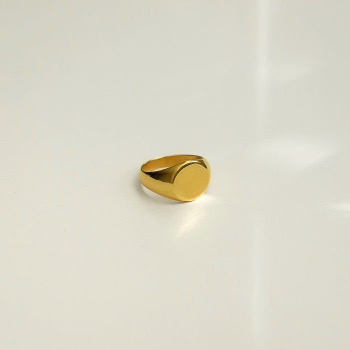 Classic Signet Ring — Cincin Anti Karat - 18K Gold Plated, US5
