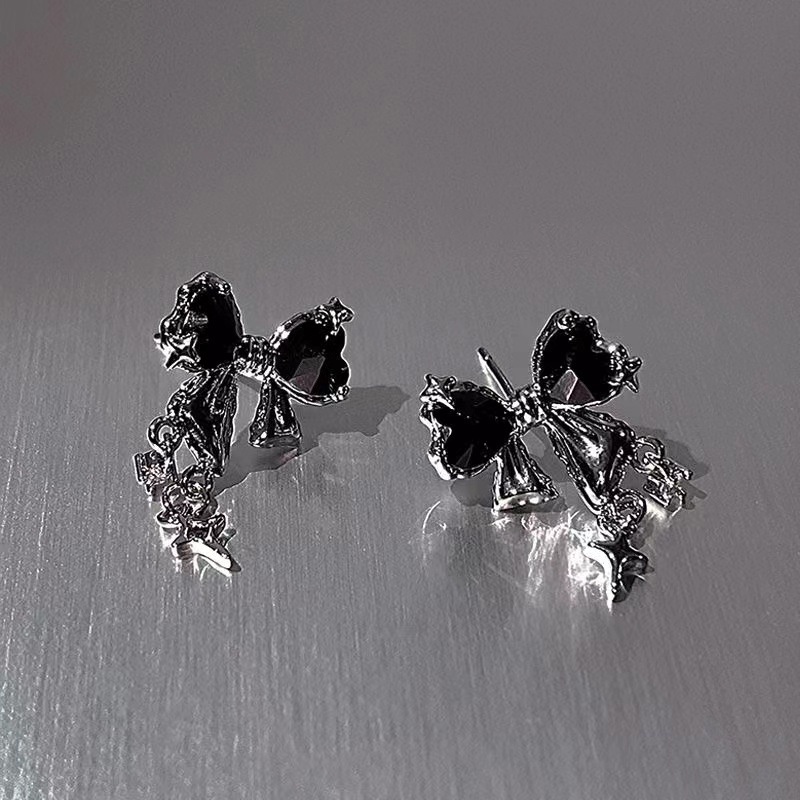 Ay(cn) Anting Zirkon Busur Hati Elegan Untuk Wanita Kristal Perak Stud Earring Perhiasan Aksesoris