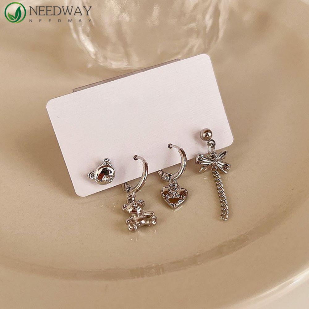 Needway Gesper Telinga Mode 4 Pcs/set Perhiasan Pesta Ikatan Simpul Tindik Rantai Liontin Anting