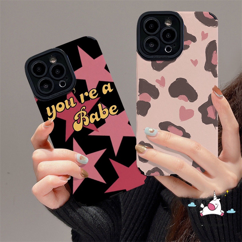 Fashion Pink Bintang Huruf Cinta Hati Soft Case Kompatibel Untuk iPhone 7Plus 11 13 14 12 Pro MAX XR 78 Plus X XS MAX Jahitan Kulit Mewah Tekstur Kulit Leopard Tahan Guncangan Cover