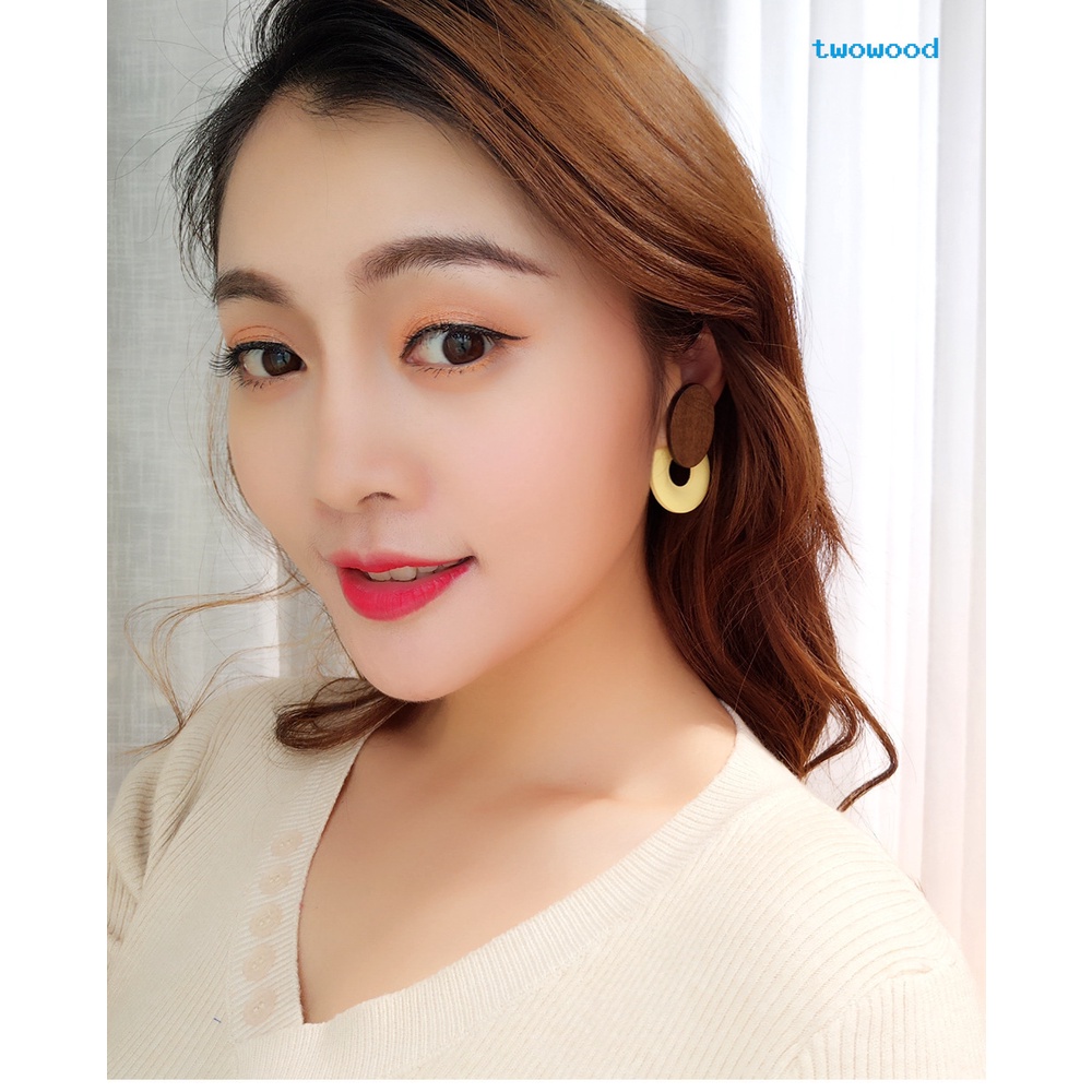 Twowood Fashionable retro wooden earrings fashion Wanita all-match oval ring log earrings Kepribadian Anting Panjang