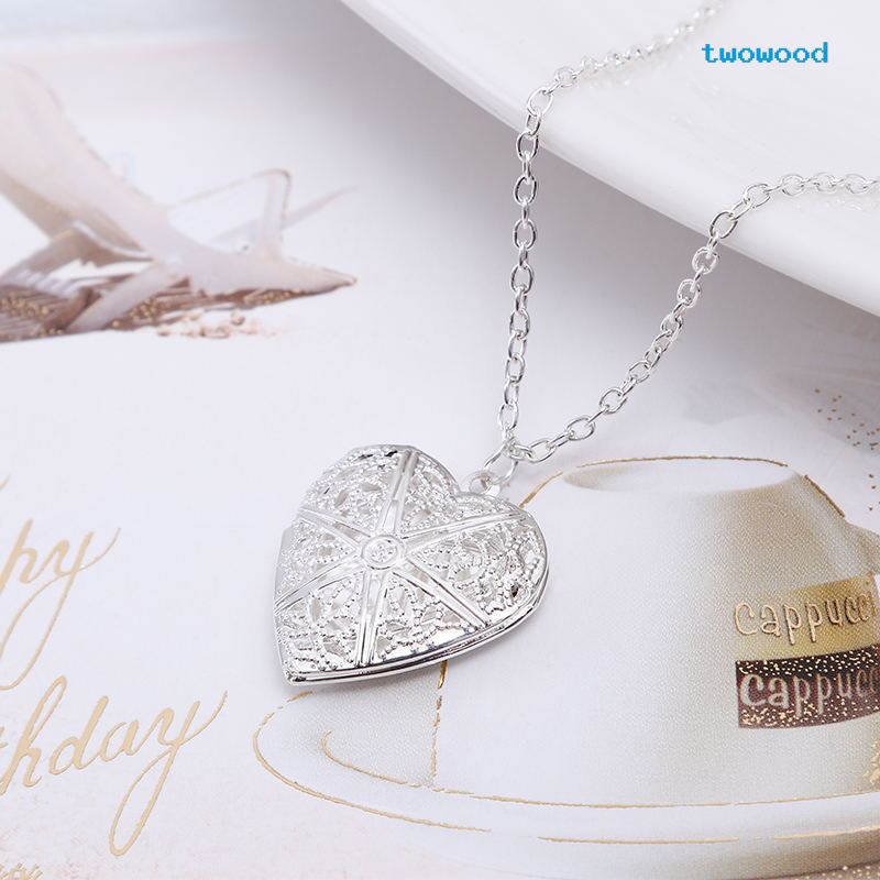 Twowood Love Necklace Dapat Dibuka Kalung Berongga Wanita Peach Berbentuk Hati Foto Kotak Kalung