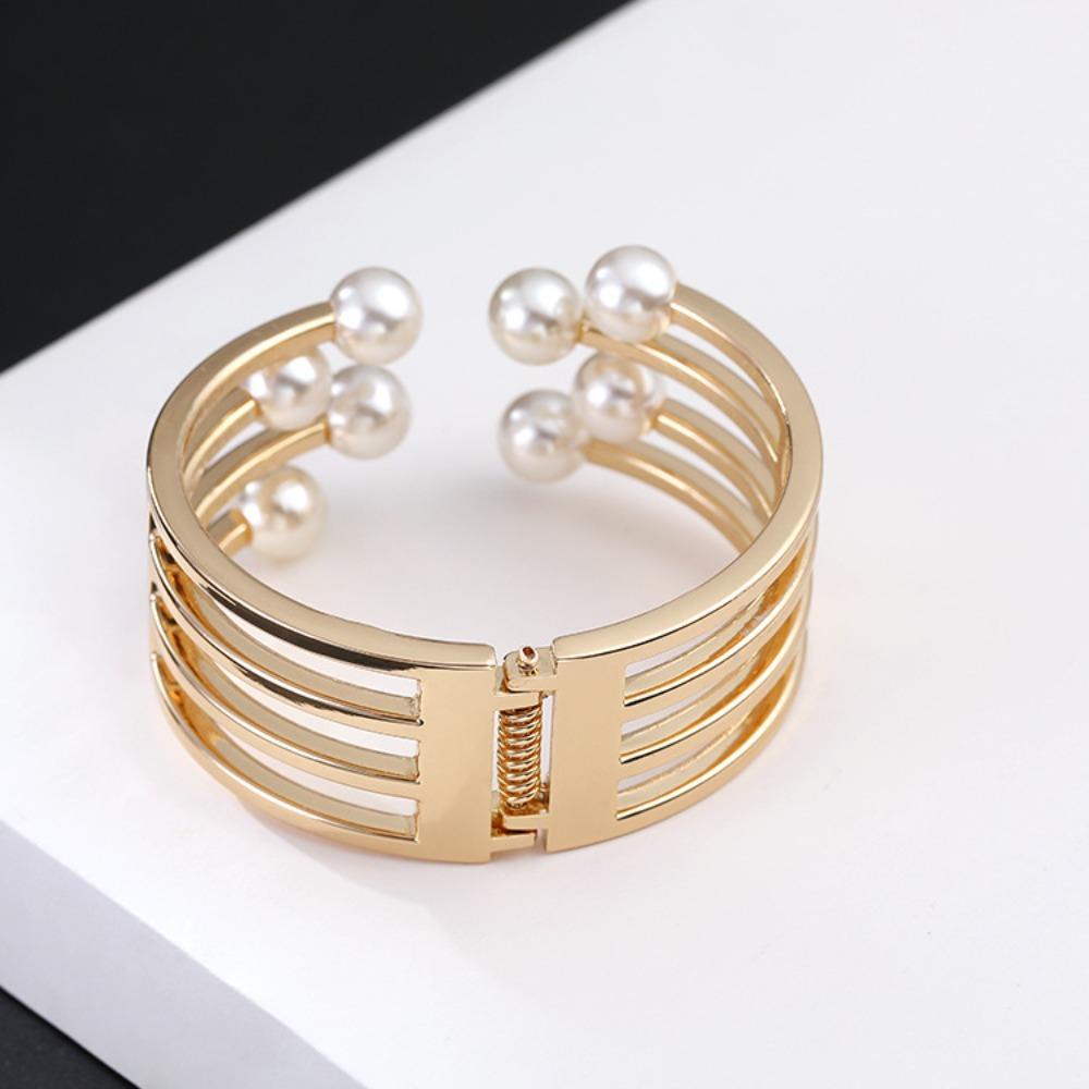 NEEDWAY Gelang Cuff Wanita, Gelang Bangle Mutiara Imitasi, Gelang Cuff Klasik Terbuka Berongga Anti Karat Untuk Pesta