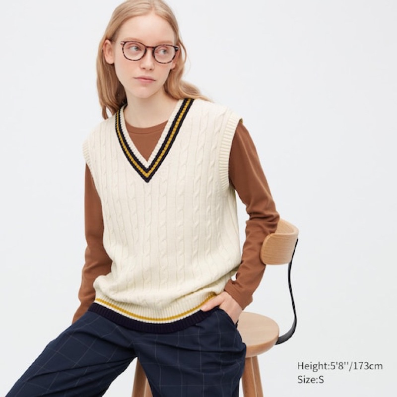 GH33ED Vest Knit Uniqlo V Neck Cable