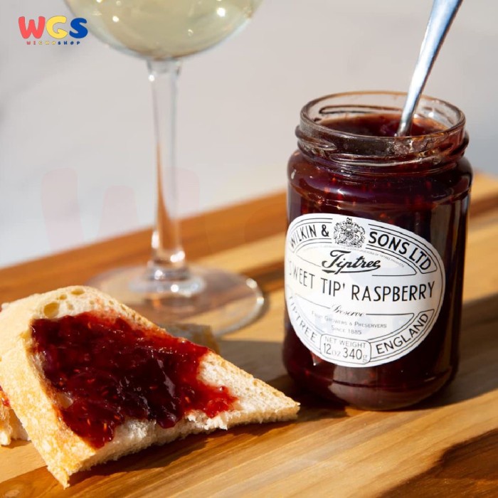 Wilkin &amp; Sons Selai Tiptree Sweet Tip Raspberry Preserve Spread 340g