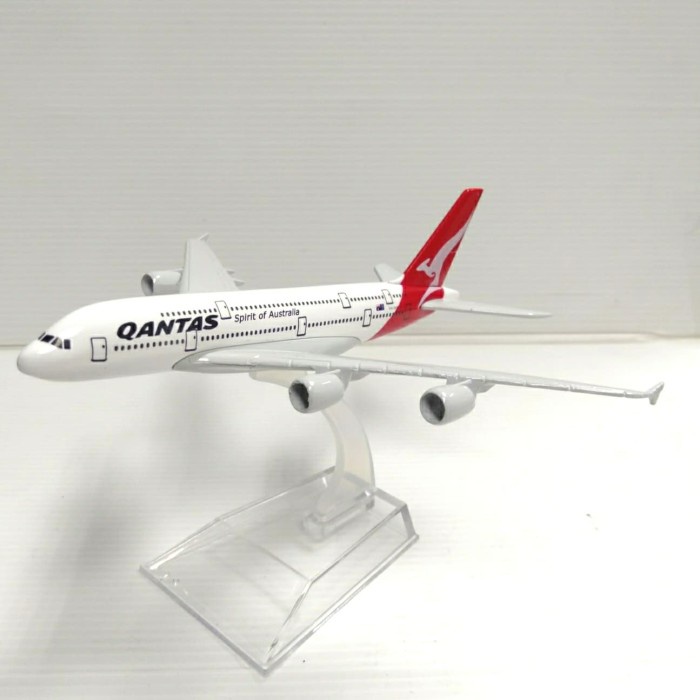 SALE Pesawat diecast miniatur Qantas Airlines Airbus Termurah