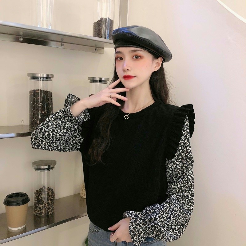 Versi Korea dari Retro Palsu Dua Potong Rajutan Sweater Wanita Gaya Asing Bunga Lengan Panjang Jahit