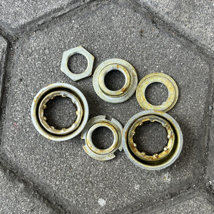 KOM TENGAH BMX TAIWAN BB USA PELOR GIR LANGSUNG SILVER NOS OS OLDSKOOL