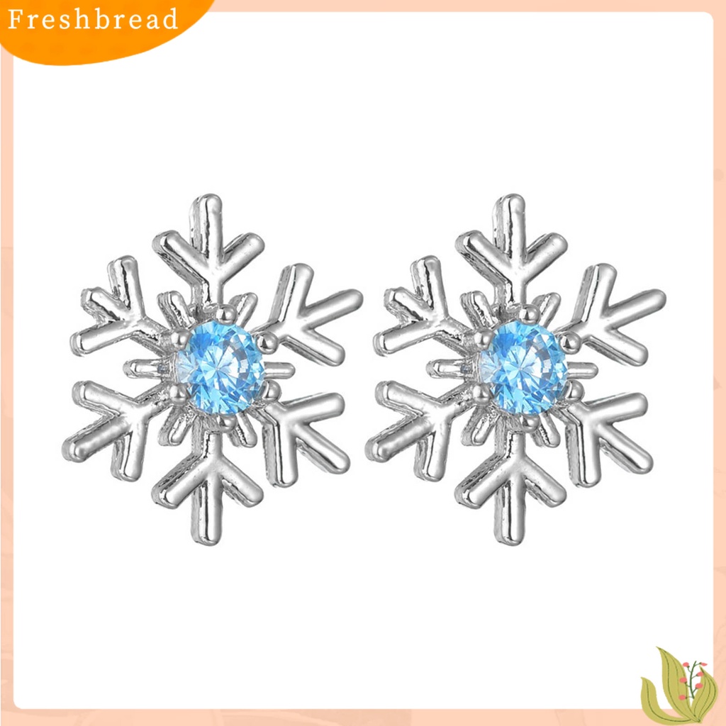 &lt; Freshbread &gt; 1pasang Ear Studs Elegan Geometris Berlian Imitasi Mengkilap Hias Sparkling Dress Up Hadiah Natal Wanita Snowflake Stud Earrings Perhiasan Pakaian Sehari-Hari