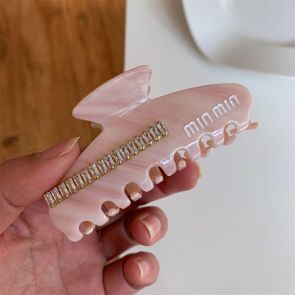 Agustina Asetat Rambut Cakar Temperamen Manis Ins Huruf Untuk Gadis Fashion Hiasan Kepala Berlian Imitasi Zirkon Wanita Klip Rambut