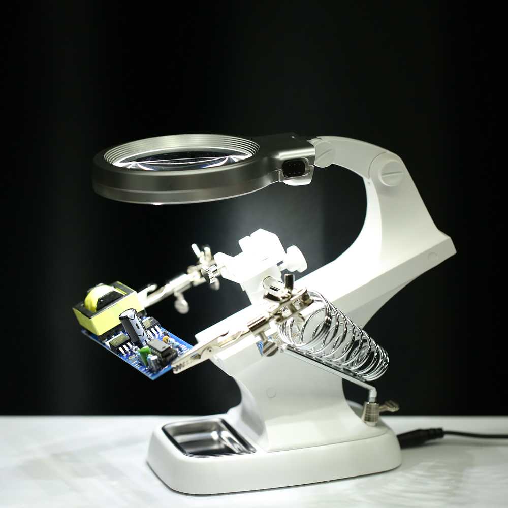 

Pegangan Solder dengan Kaca Pembesar Desktop Welding Magnifier 3X/4.5X - TH-7023 -909