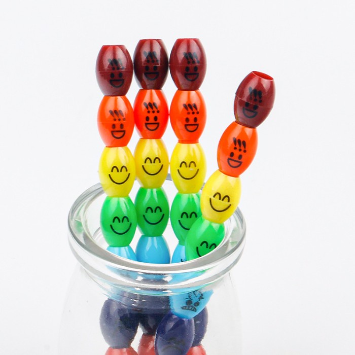 

Pensil Tulis Susun 7-Tingkat Unik / Kreatif Motif Wajah Emoji / Emoticon Lucu