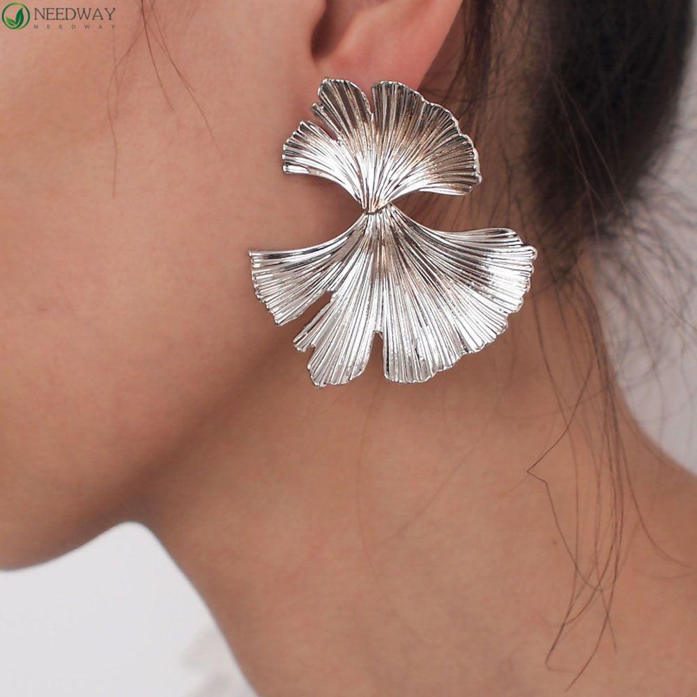 Needway Stud Earrings Punk Bohemian Tanaman Bentuk Daun Tidak Teratur Aksesoris Fashion Ginkgo biloba Leaf Drop Earrings