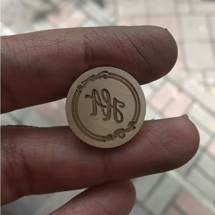 

Custom Wax Stamp Seal / Stempel Lilin Kilat - D25/D30 mm - D25 mm