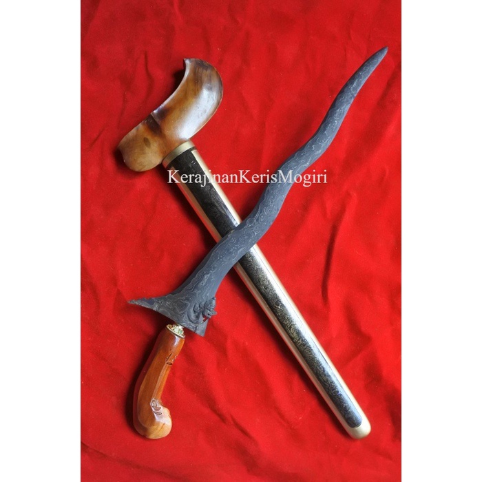 

keris naga siluman alusan warangka pendok tebal tinggalan simbah buyut Termurah
