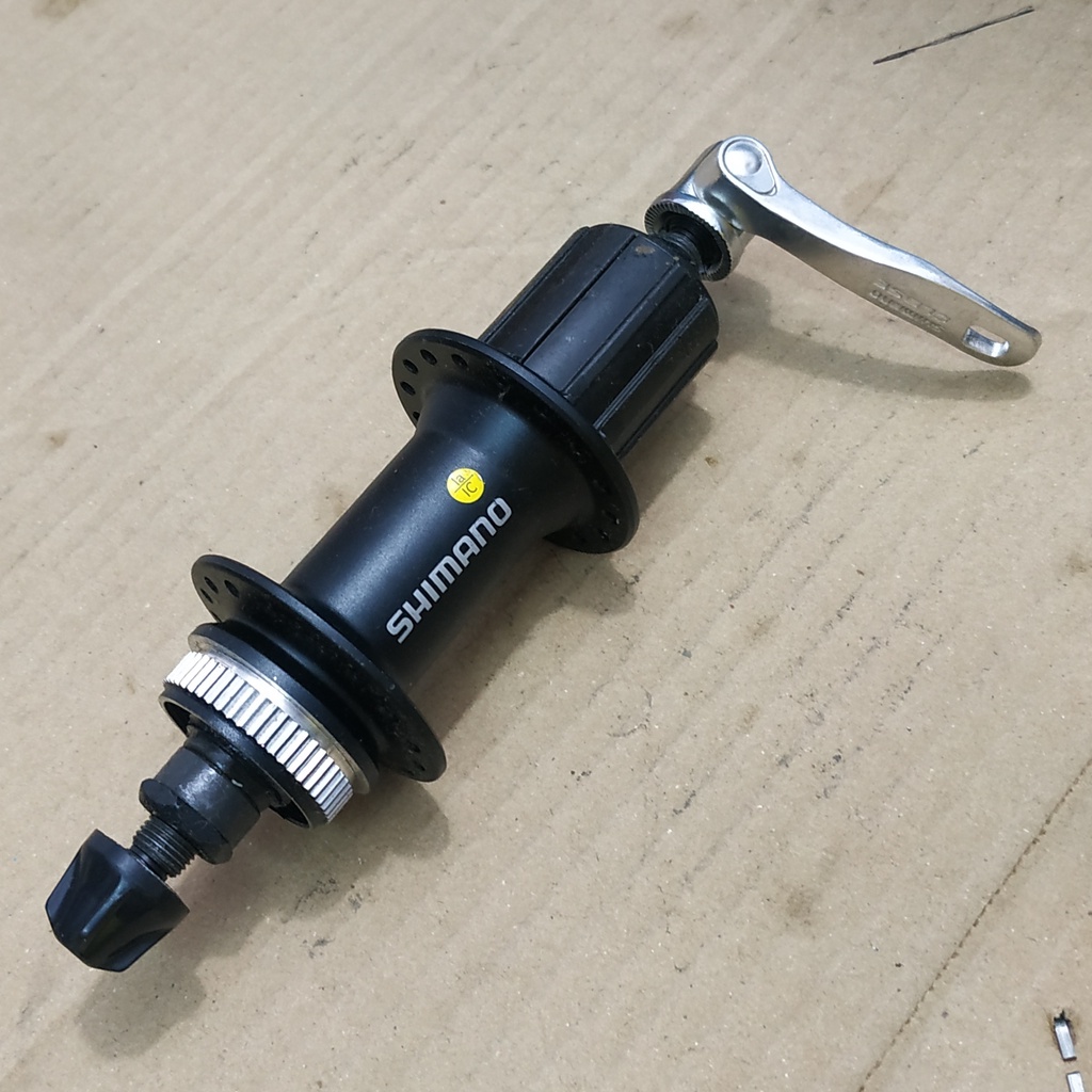 Hub Freehub Belakang Shimano RM435 32H 32 hole 8/9/10 Speed Disc Center Lock