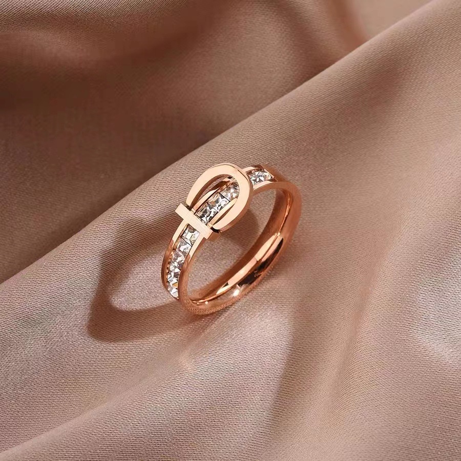 Kreatif Sabuk-Bentuk Zirkon Rose Gold Baja Titanium Wanita Fashion Perhiasan Pernikahan Pertunangan Rings