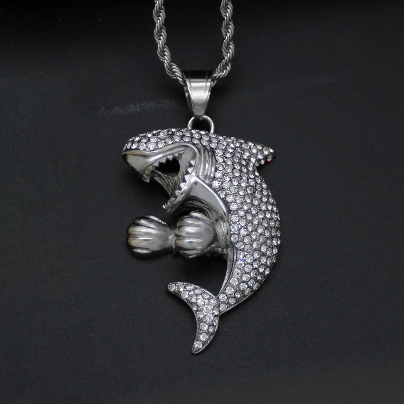 [Z H Perhiasan] Vintage Tinju Hiu Penuh Berlian Hip Hop Liontin Fashion Pria Anti Karat Kalung Pesta Batu Baja Titanium Perhiasan Aksesoris Grosir