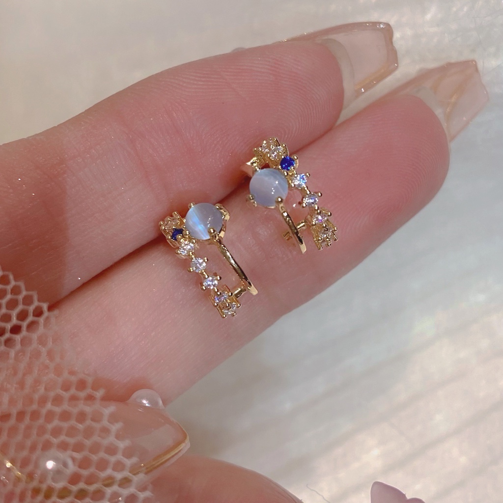 Korea Gaya Vintage Elegan Mata Kucing Batu Zirkon Wanita Fashion Perhiasan Emas Titanium Steel Stud Earrings