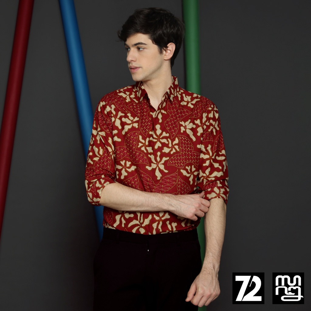 BATIK PRIA LENGAN PANJANG Kemeja Premium Motif Daun Singkong Warna Merah Abang 723701 Cap 72 - Baju Kemeja Atasan Pakaian Setelan Batik Pria Cowok Laki Laki Remaja Keluarga Kantor Lengan Panjang Modern Slimfit Slim Fit Premium Kekinian