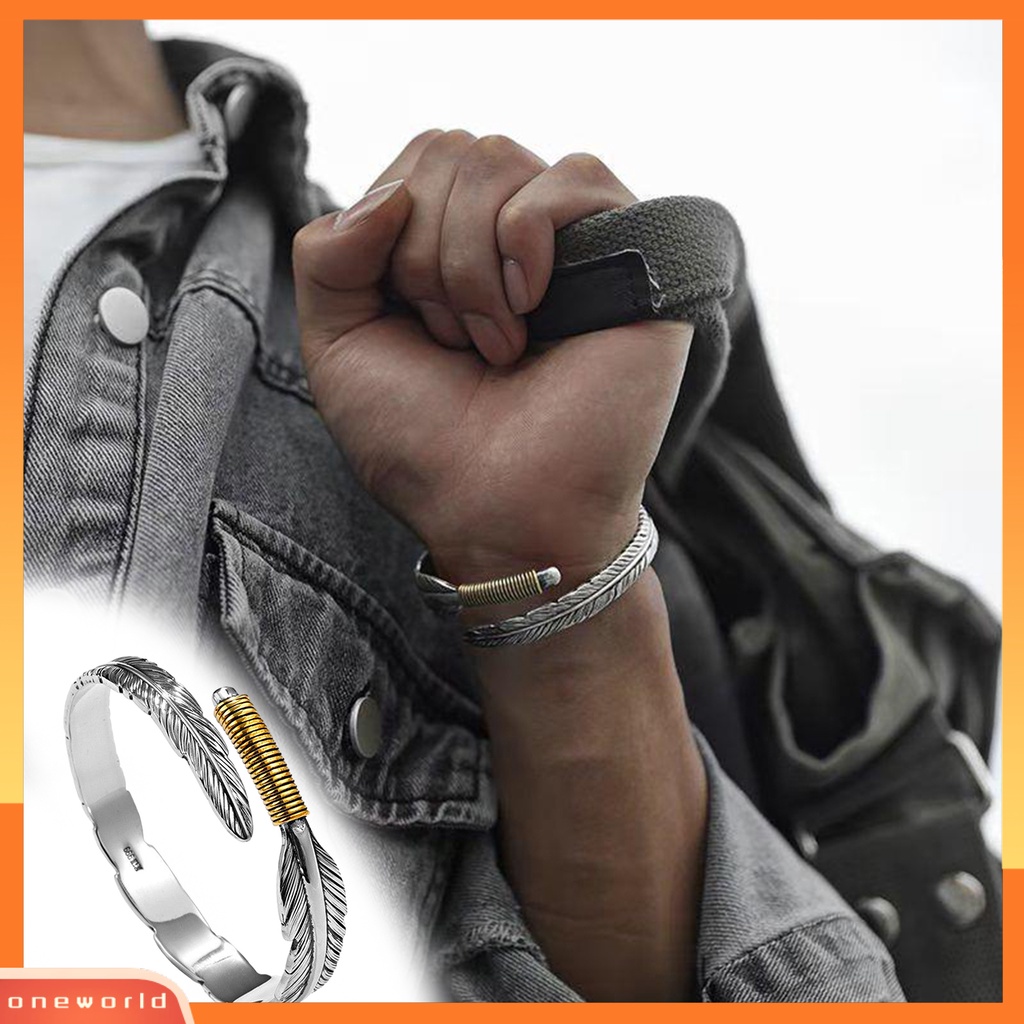 [ONE] Pembukaan Yang Dapat Disesuaikan Didesain Gelang Warna Perak Bulu Tidak Teratur Bangle Pria Gaya Retro Paduan Perhiasan Hadiah