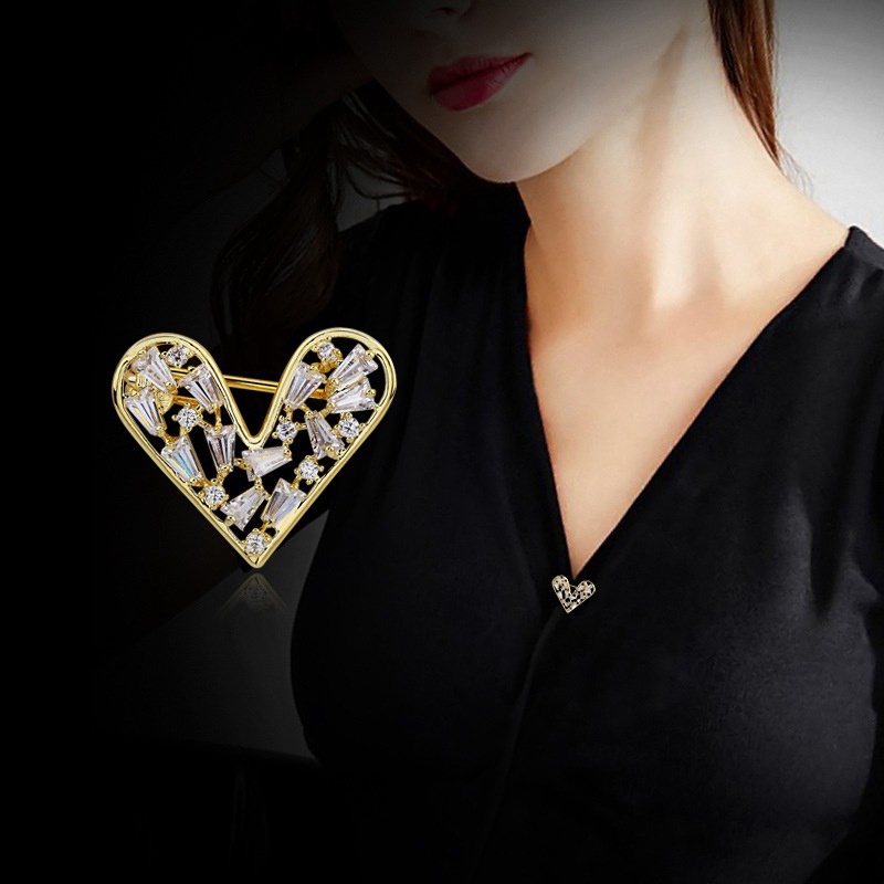 {rippleflower4.id} Bros Gaya Wanita Fashion Pin Tetap Pakaian Berbentuk Hati Anti Malu Tombol Bros Selendang Syal Kemeja Gesper Kerah Pin~