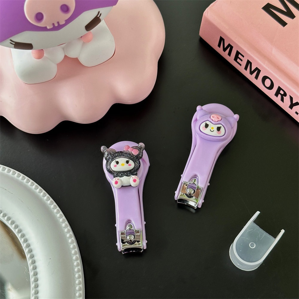 Clisanrio Gunting Kuku Mini Kawaii Kuromi Cinnamoroll Gunting Kuku Rumah dengan Penutup Pelindung Gunting Kuku Lipat Kreatif Alat Manikur Rumah